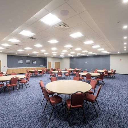 Fairfield Inn & Suites By Marriott Salmon Arm Zewnętrze zdjęcie